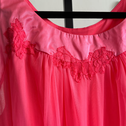 Vintage Bright Pink Nylon NightGown Ⓜ⃝