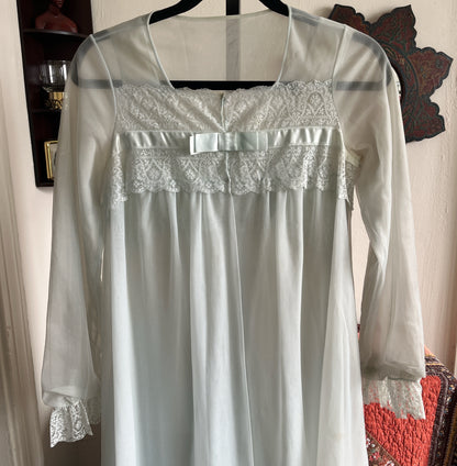 Vintage Shadow Line Night Gown with Robe ⓧⓢ