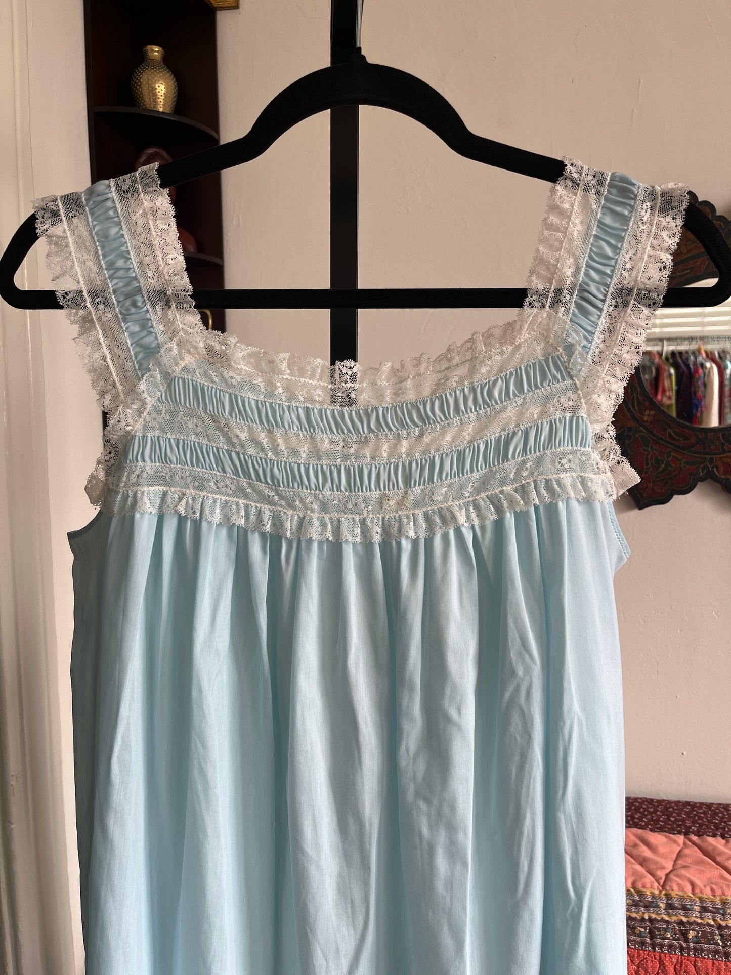 Vintage Barbizon Lace Ruffle and Gathered Collar Cotton Slip Dress Ⓜ⃝