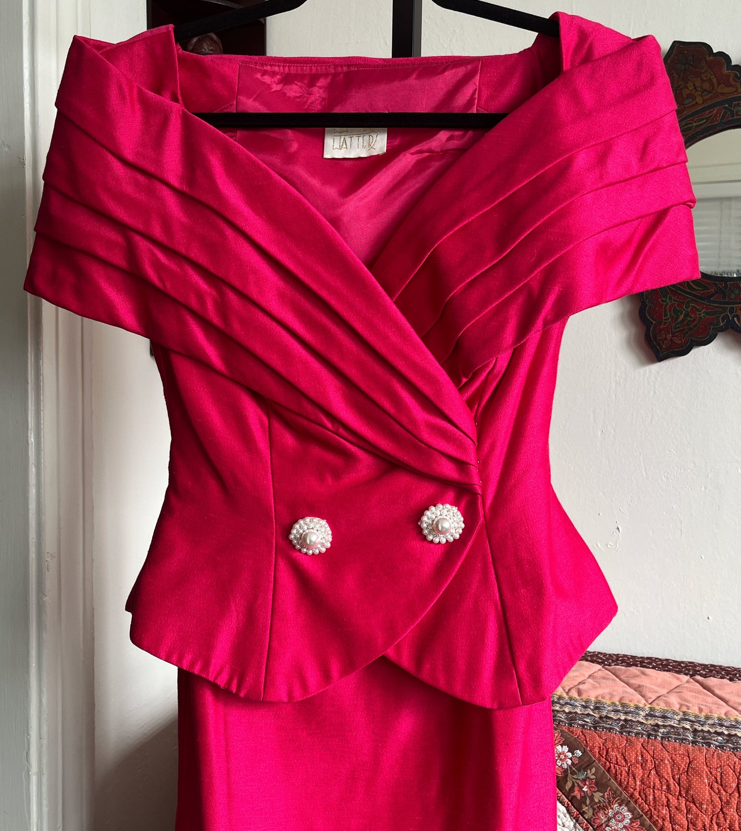 Vintage Watters Watters 80s Powersuit in Hot Pink w Faux Pearl Buttons Ⓢ