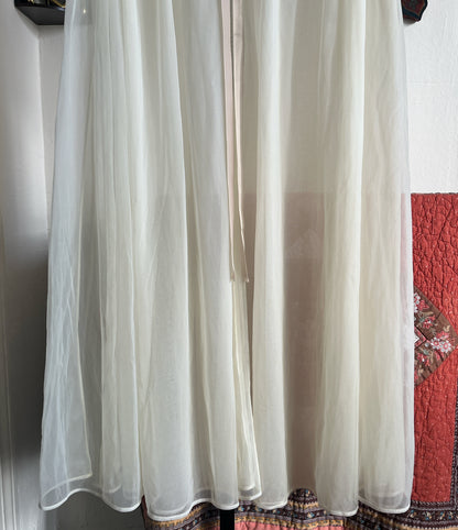 Vintage Seamprufe Beige Puff Sleeve Night Gown Robe w Ribbon Embroidery and Satin Tie Ⓛ