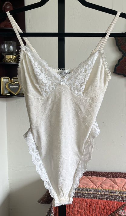 Vintage Arianne Cream and White Lace Trim Leotard Ⓢ