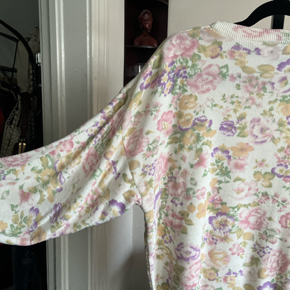 Vintage Traditional Touches White Sweater with Pink, Yellow, and Purple Pastel Flowers Ⓛ