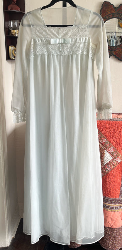 Vintage Shadow Line Night Gown with Robe ⓧⓢ