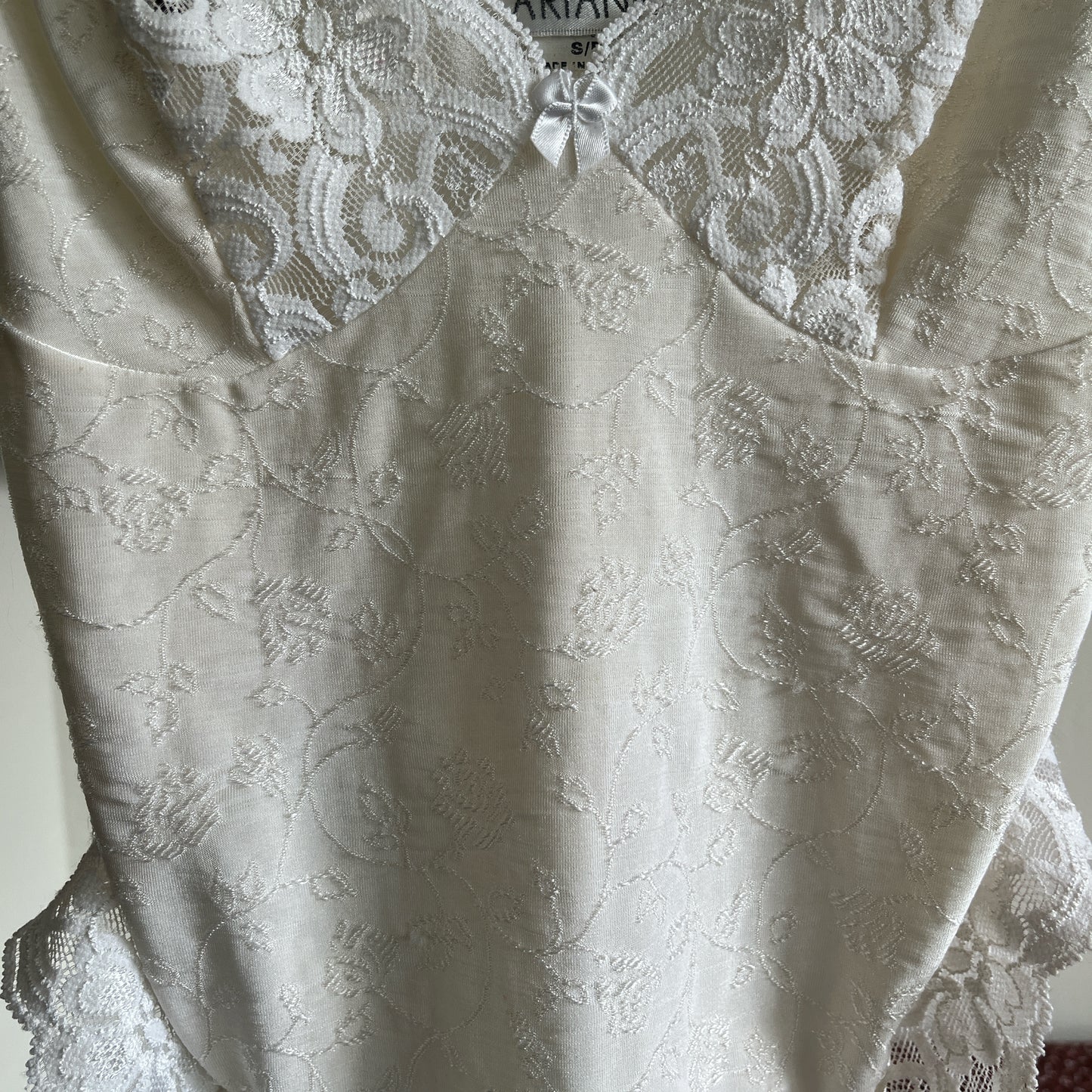 Vintage Arianne Cream and White Lace Trim Leotard Ⓢ