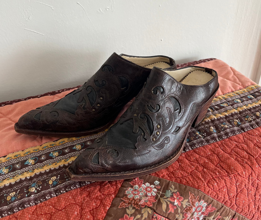 Vintage Coral Brown and Black Leather Cuban Heel Pointed Mules | Size 7
