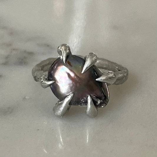 Elegant Ring | Size 4.5