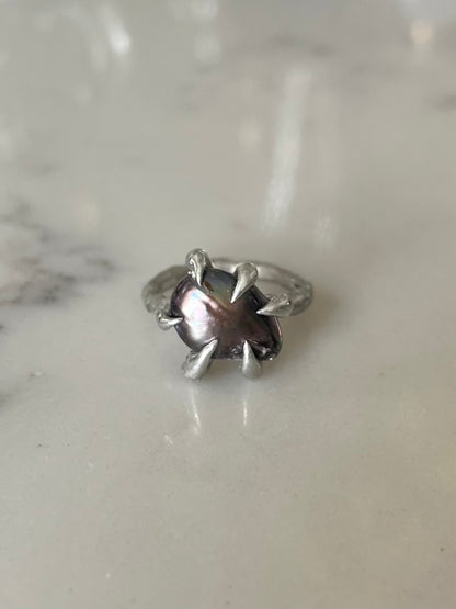 Elegant Ring | Size 4.5