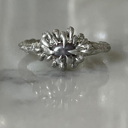 Sacred Ring | Size 8/8.5