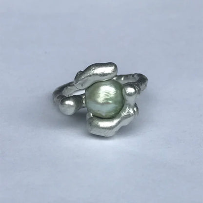 Synergy Ring | Size 8.5